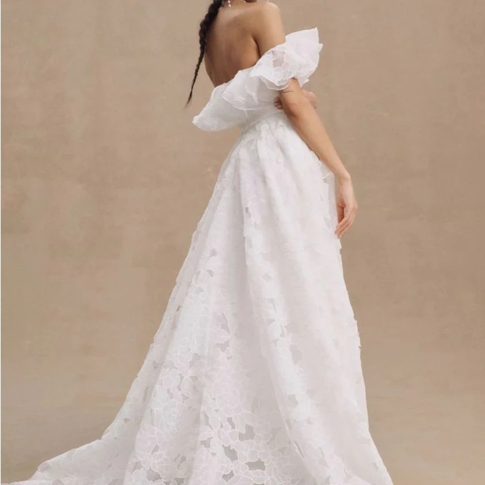 Beautiful Jenny Yoo Convertable “Priscilla” Wedding Dress